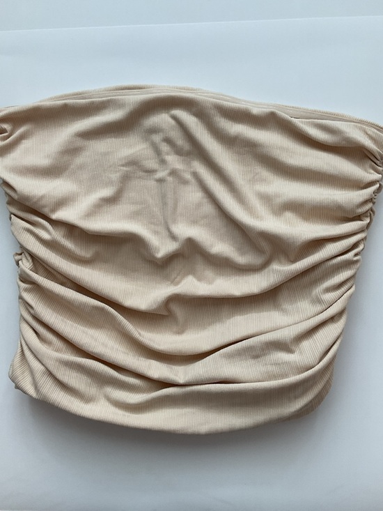 RW&CO. Strapless Ruched Top - Picture 6 of 7